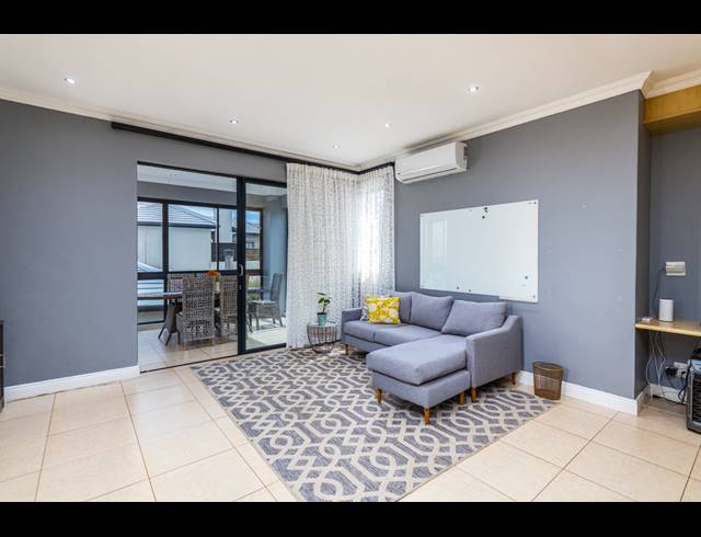 2 BEDROOM APARTMENT TO LET IN BIG BAY
